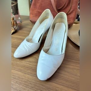 Red Cross Shoes Rounded Toe Leather shoes